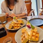 フラワーカフェ BLOOMY'S - 