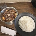 一文字カリー店 - ✅ナスキーマカレー(ご飯200g・3辛)¥1.550
                                　※辛さは1〜5(激辛)セレクト可能
                                　※ご飯300g¥100、400g¥150、600g¥250
                                　※各種トッピング¥150〜