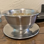 一文字カリー店 - 変わった器もよき〜