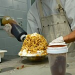 White Magic - ふわっふわ～のかき氷に、コーヒーシロップをかける～!!( ^o^)ﾉ