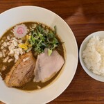 越前中華そば だるまや - 