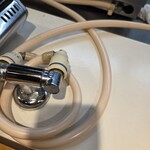 焼肉やっちゃん - 本当にピカピカな店内　素晴らしい～