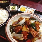 Kicchin Abe - 酢豚定食