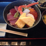 男鹿半島 - おまかせ丼。