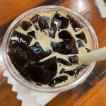 焼き芋とソフトクリームの店 はちや - 