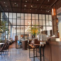 New American Dining GOTTA - 店内（カフェからダイニングを望む）
