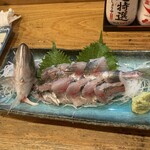 大衆酒場どんどん - あじ刺し