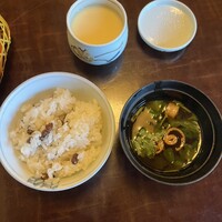 韻松亭 - 