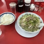 ラーメン福 - こんなにライスが合うラーメンって他に無いと思うなぁ