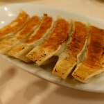 味の古久家 - ギョウザ 360円