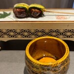 焼鳥 燃暖 - はらみズッキーニ巻き　卵黄