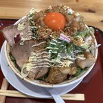 麺や 壱 - 汁なしホルモン二郎  麺増し 野菜増し