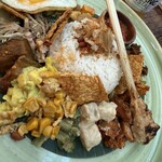MADE'S WARUNG - 料理写真: