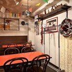 メキシコダイニングレストラン ブロンコ - 右端の石像はなんでしょ？