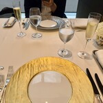 レスプリ ドゥ クゥー ドゥ フランス - 食べログクーポンで乾杯スパークリングいただきました