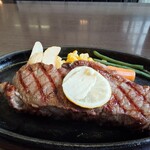 ステーキレストラン　真 - 熟成サーロインステーキ 400g