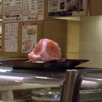 鮨政 西口店 - 母が豚肉と間違えた岩塩