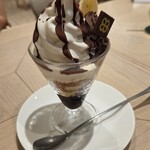 よつ葉ミルクプレイス - 