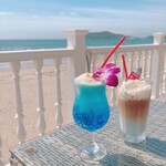 マハロ - この景色とドリンクで海外旅行来たかの様な現実逃避気分♩