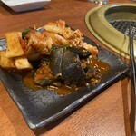 焼肉本舗 和家 - ‪☆キムチ盛
      3種の盛り合わせ。
      自慢のナスキムチも勿論⤴︎︎⤴︎