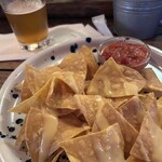 ストーブス - ナチョス、もう少しチーズが欲しいところ