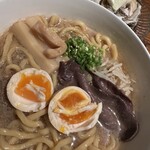 琉 肉、酒、ときどき魚。 - 【熊ラーメン＝味玉】