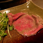 シャカ - 薄切りステーキ。カイワレ大根を巻いて♪