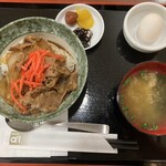 ホテル・アルファ－ワン - 牛丼700円　ホテル夕食付