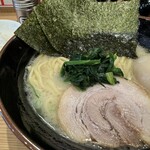 ラーメン 吟とん - 料理写真: