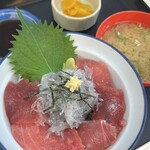 蒔田 - 生しらす中落ち丼