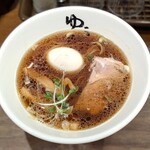 ゆうひ屋 - 味玉淡麗煮干ラーメン（醤油）￥950