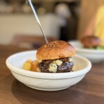 なぎさのハンバーガー - 無花果ジャムとゴルゴンゾーラのチーズバーガー