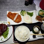 ほびーい喫茶店 - ハンバーグカツセット (お値段お任せ)