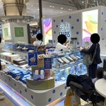 発酵 CALPIS PARLOR - 食品販売コーナー