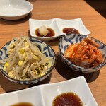YAKINIKU BON'S - 