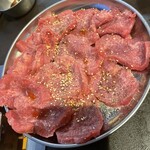 炭火焼肉 かんちゃん - 塩たん¥1200 （税抜）２人前