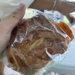 イロハベーカリー - ハムとチーズのクロワッサン