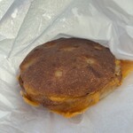 イロハベーカリー - フォカッチャ　チーズなにがし？