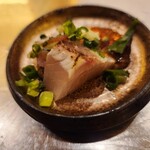 鮨 楽一 - ヒラマサの炙り　ポン酢ジュレ