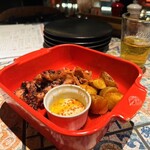 Del Mar COMEDOR Y TERRAZA - タコ！柔らかすぎる！