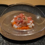 ひがしやま 司 - 毛蟹のガスパチョ、パプリカ、剣先イカ、スイカ