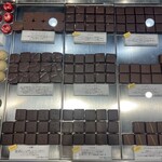 Chocolaterie&Bar ROND-POINT by Hirofumi Tanakamaru - 