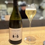 tens. - まずは、ノンドサのブラン・ド・ブラン。
      夏は結局、これが一番！