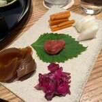 うなぎ四代目菊川 ミッドランドスクエア 名古屋本店 - お漬物盛り合わせ