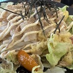 駅うどん - サラダうどん890円