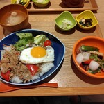 chawan - ホーリーバジル香るガパオライス　1539円