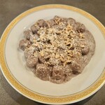 Oil  - ニョッキと数種類のキノコソース