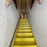 ザエカ - 階段昇る！