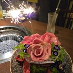 本町肉倶楽部 tongue be - 牛タンブーケ