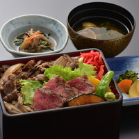 米沢牛赤身ステーキ・牛重御膳